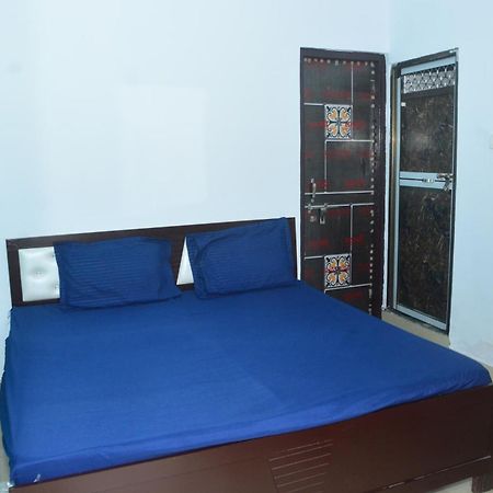 Hotel Chandrasha Villa Ayodhya Dham Ram Mandir 600 Meter Dış mekan fotoğraf