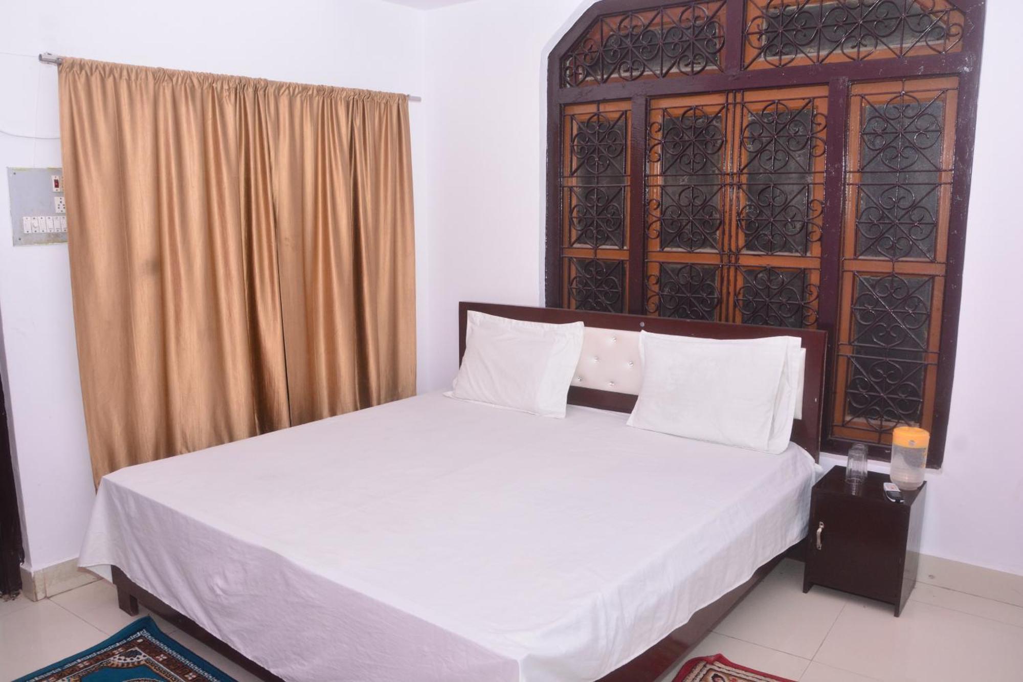 Hotel Chandrasha Villa Ayodhya Dham Ram Mandir 600 Meter Dış mekan fotoğraf