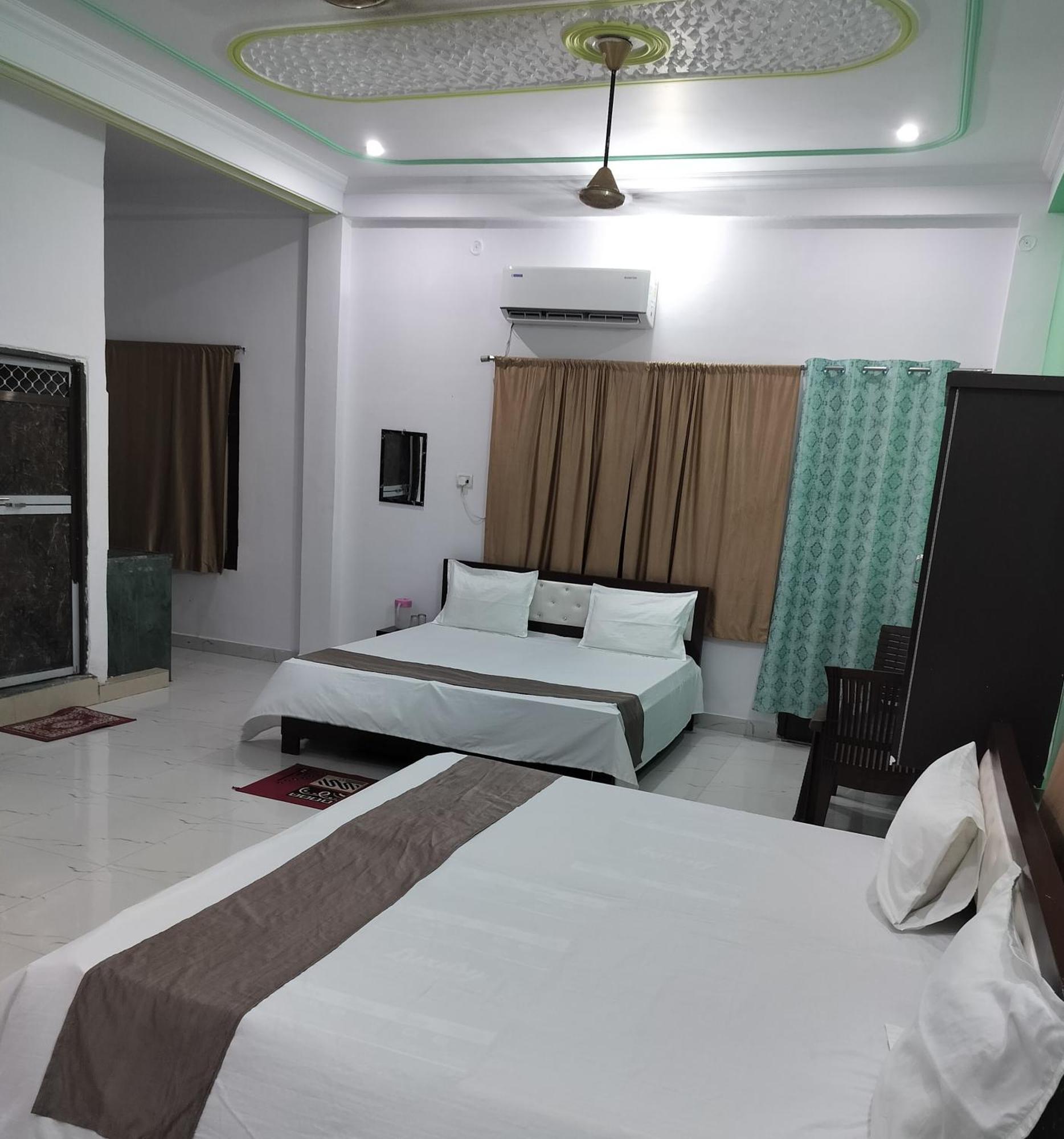 Hotel Chandrasha Villa Ayodhya Dham Ram Mandir 600 Meter Dış mekan fotoğraf